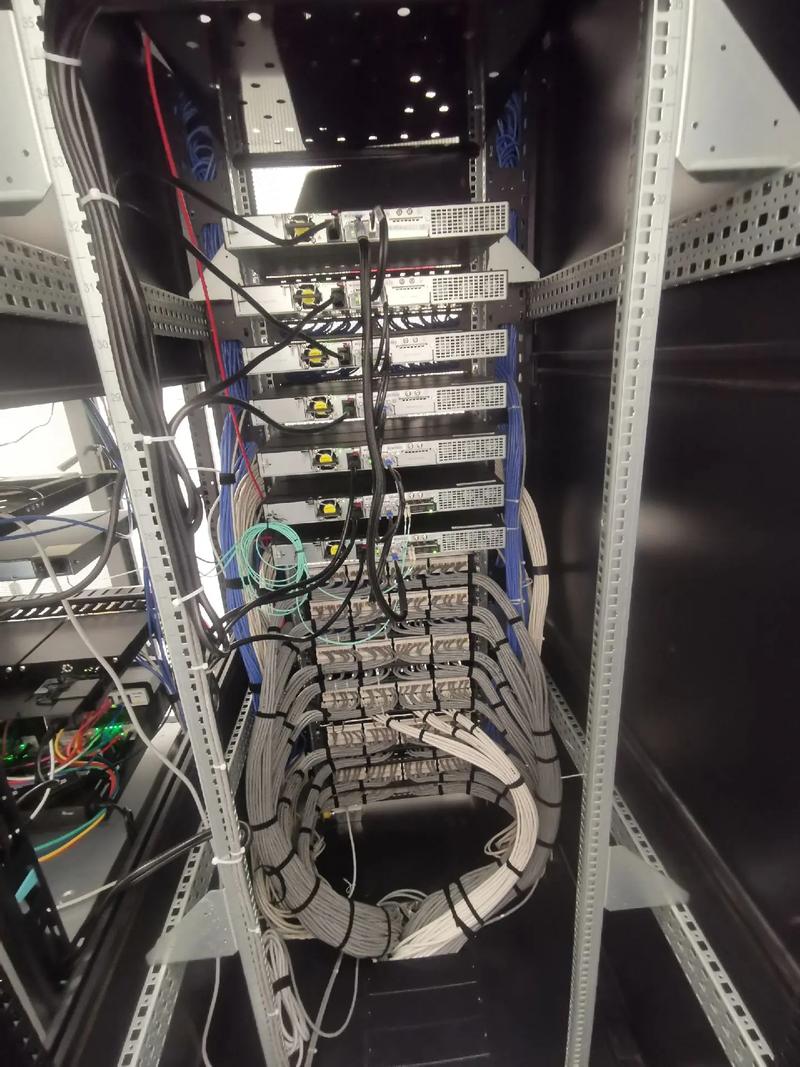 专业服务，让每一位顾客都满意——全方位信息技术解决方案